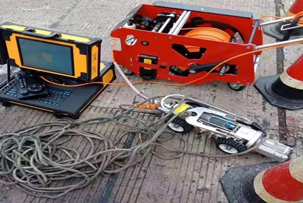 察哈尔右翼中CCTV管道检测机器人