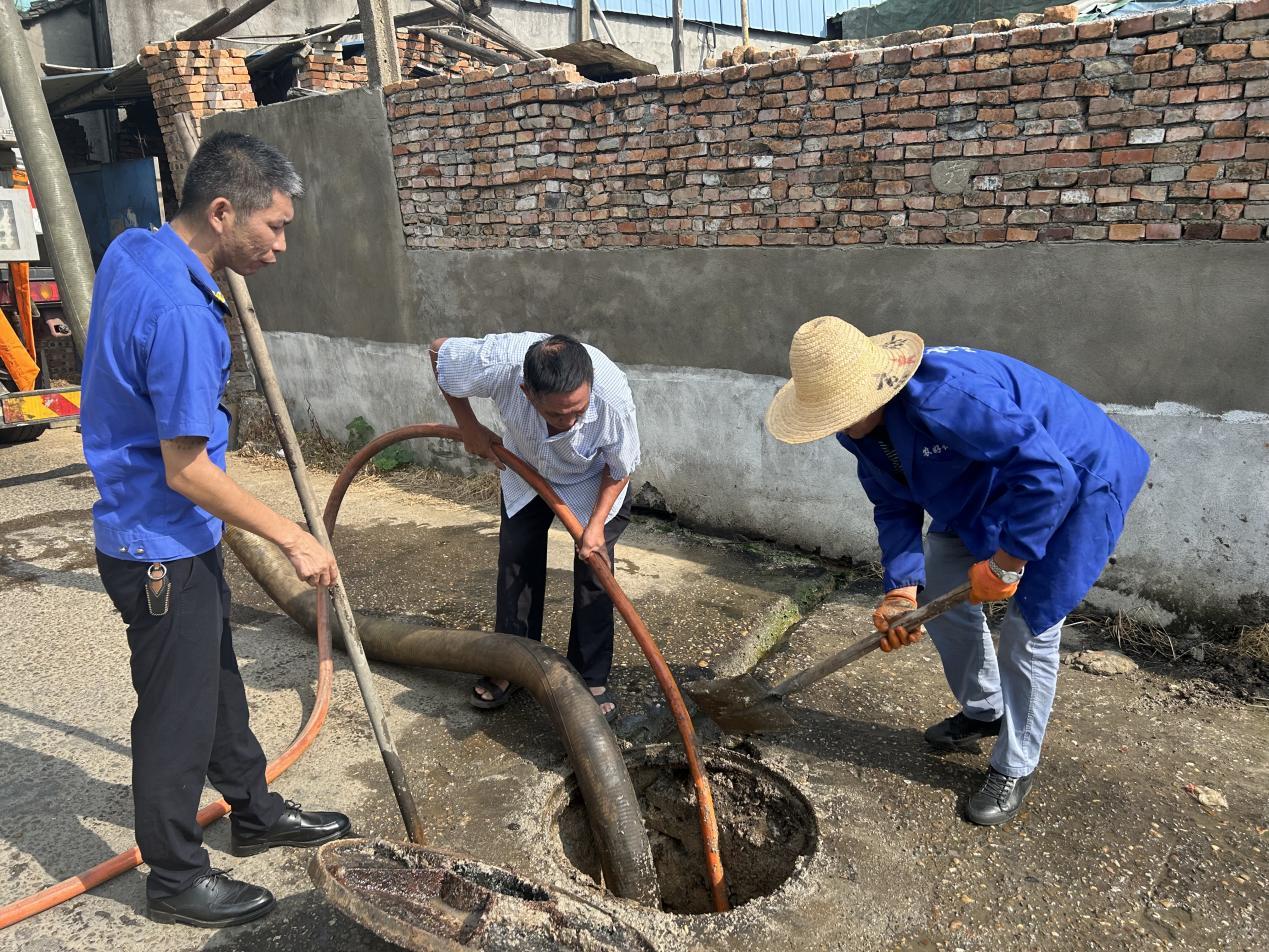 察哈尔右翼中化粪池清掏价格及服务介绍